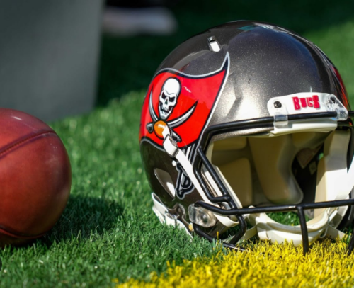 NFL REPORT: Just In Buccaneers Are Projected Add Long Time Target, 4-Time Pro Bowl Running Back
