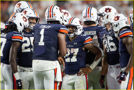 SHOCKING: Veteran legend snubs Auburn as he pick their bitter rivals over them in Iron Bowl