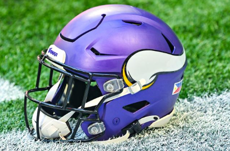 MUST READ: Vikings top list for defensive Hitman