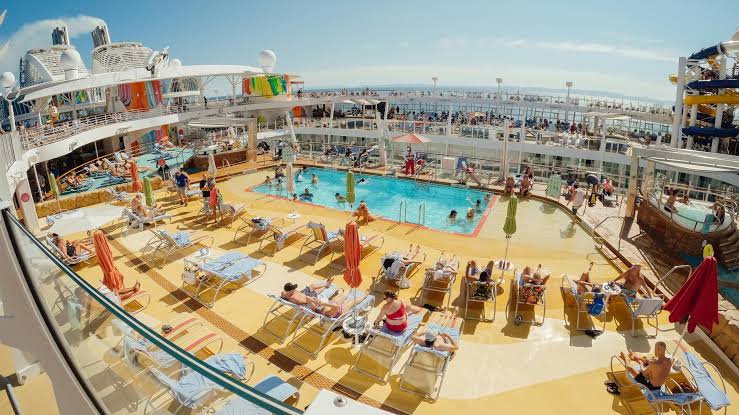 Carnival Cruise Line Urges Vacationers to Speak Up Onboard