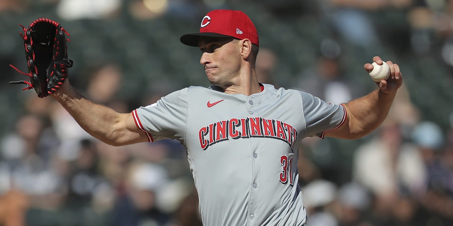 REPORT: The Reds Announce Roster Change as Top Veteran Pitcher Takes Bereavement Leave and Recalled Left-Handed Top Star pitcher